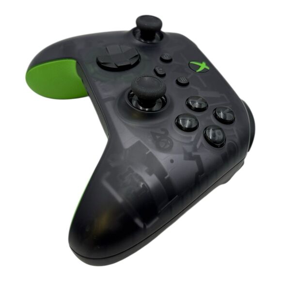 Xbox Wireless Controller 20th Anniversary Special Edition - Picture 2 of 8